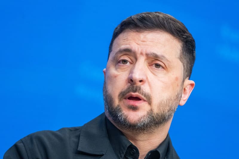 Zelensky Pledges to Accelerate Exhumations of WWII Polish Victims in Volhynia