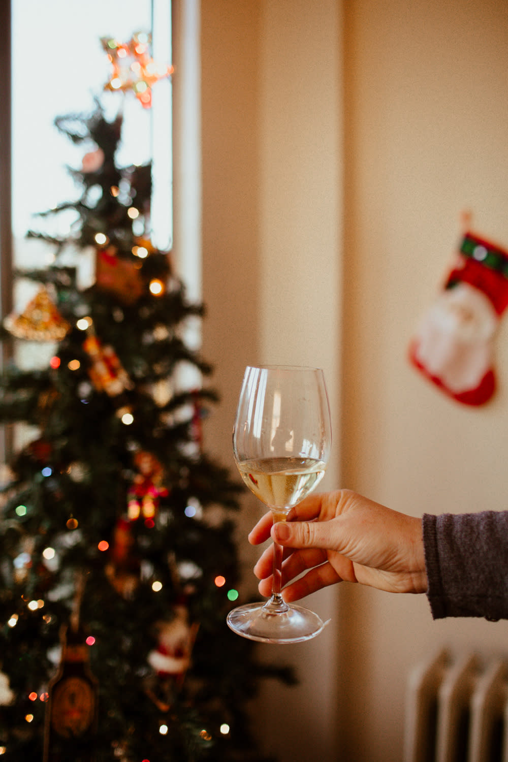 California Holiday Wine Guide: Thoughtful Picks for Your Festive Table