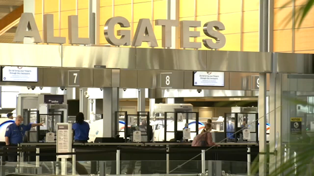 North Carolina Holiday Travel Surge Expected Through New Year