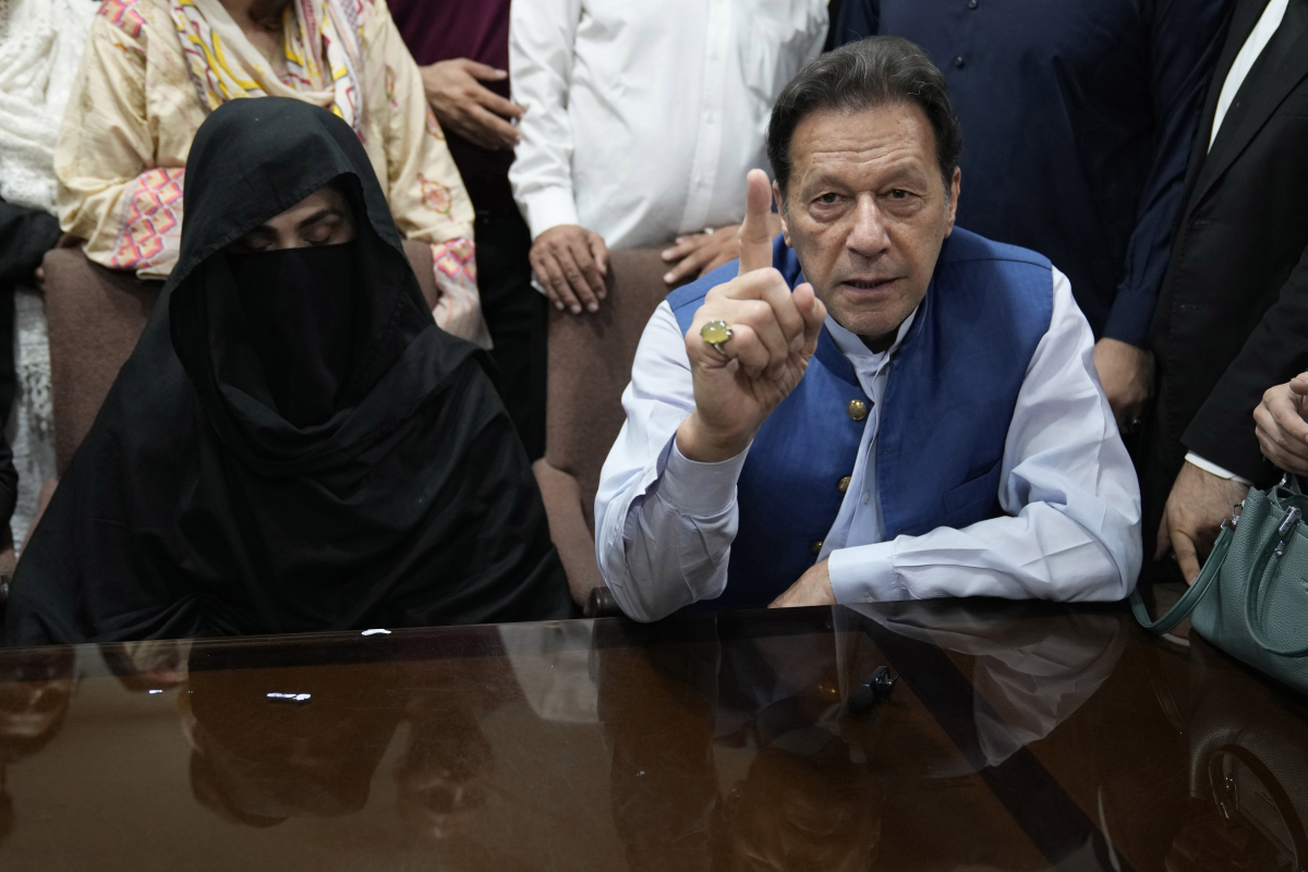 Former Pakistani PM Imran Khan and Wife Receive 17-Year Prison Terms in State Gifts Case