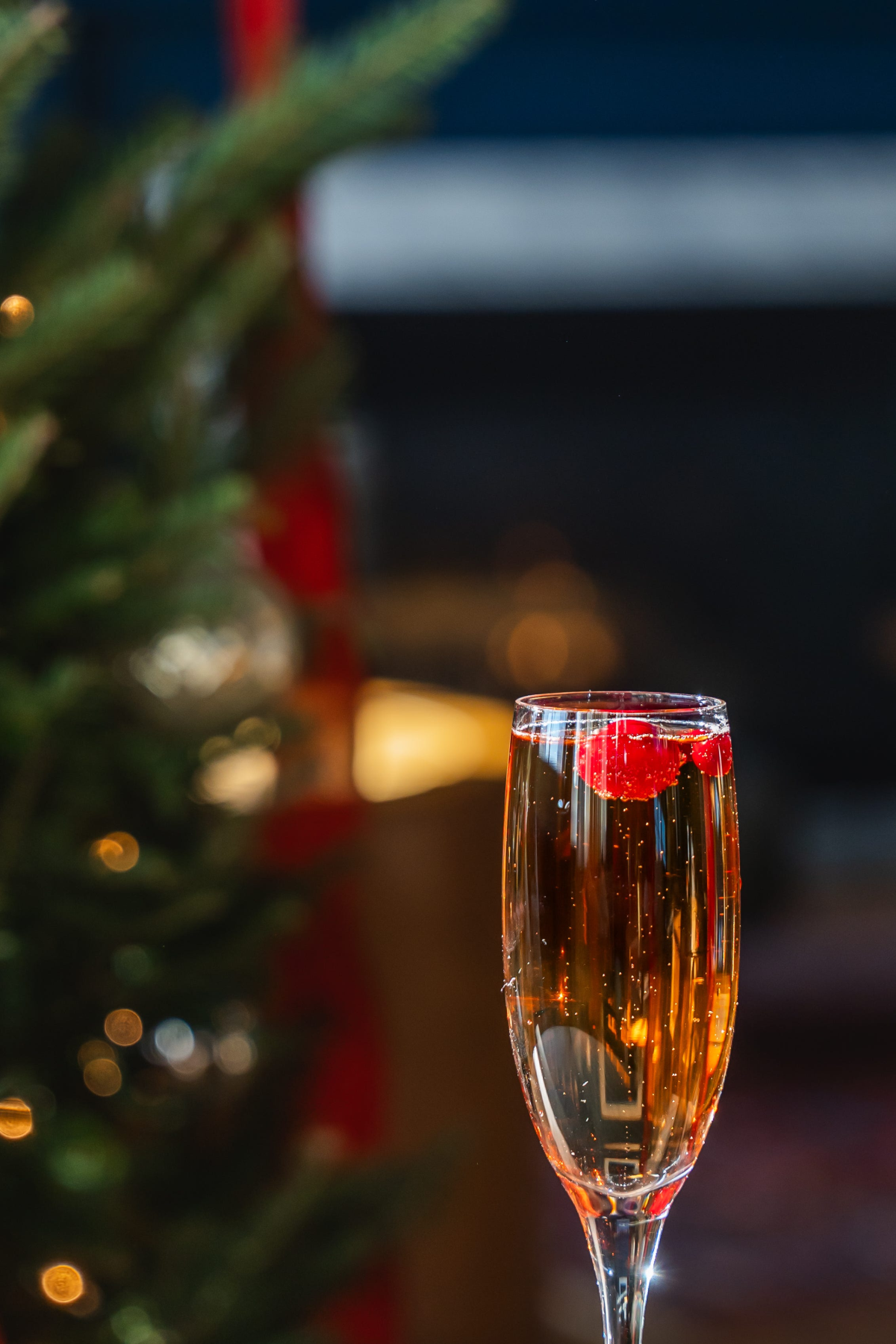 Festive Beverages Brighten Holiday Season at Canandaigua Lake