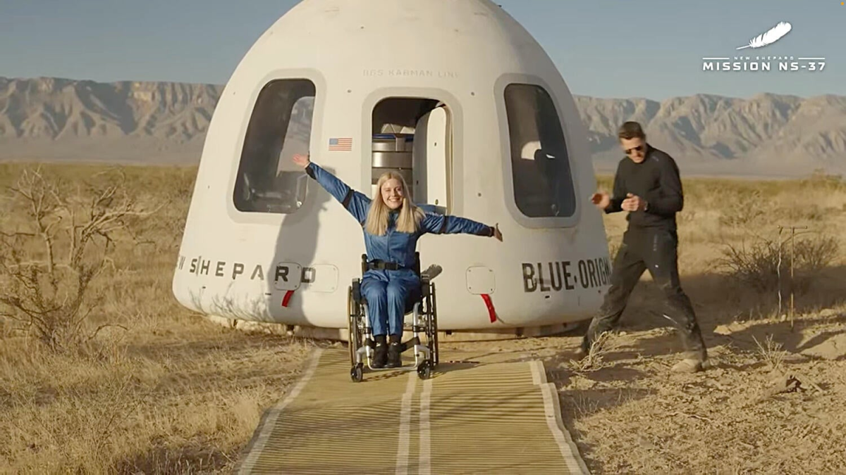 Blue Origin's Historic Flight Carries Wheelchair-Using Engineer to Space