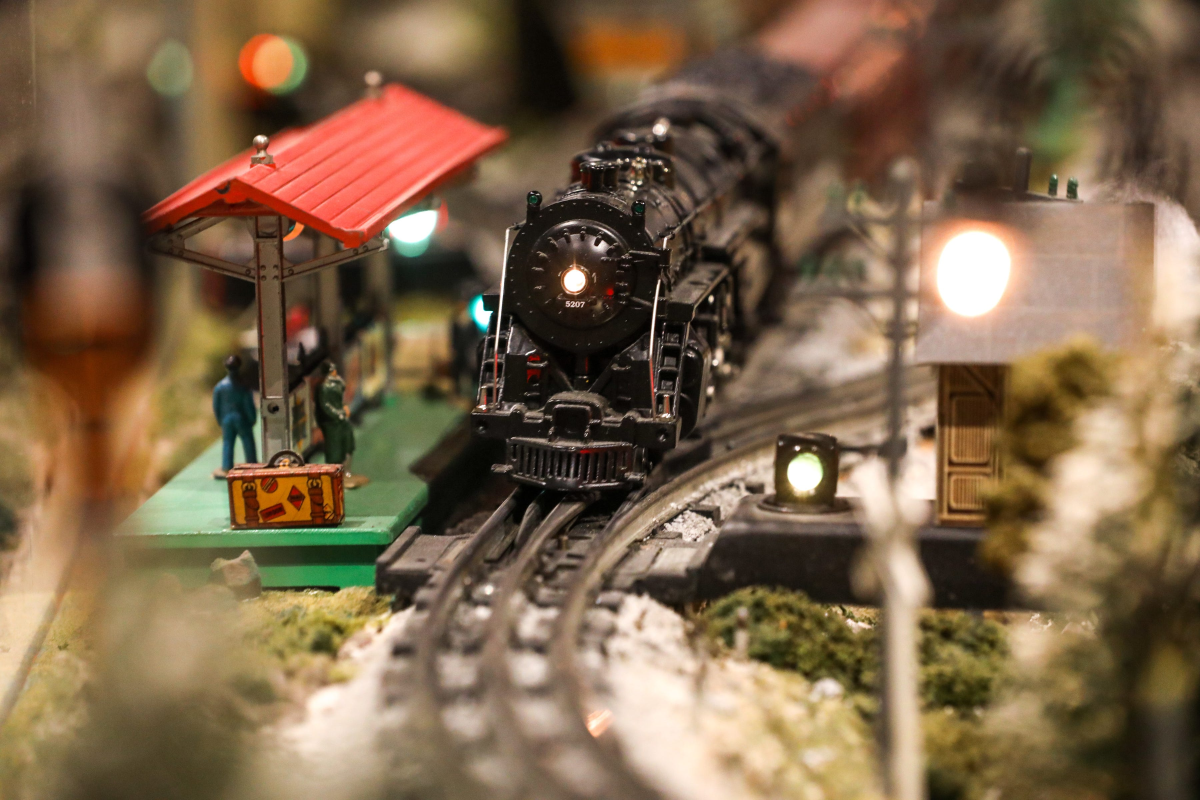 Cincinnati's Annual Holiday Train Display Continues Beloved Tradition