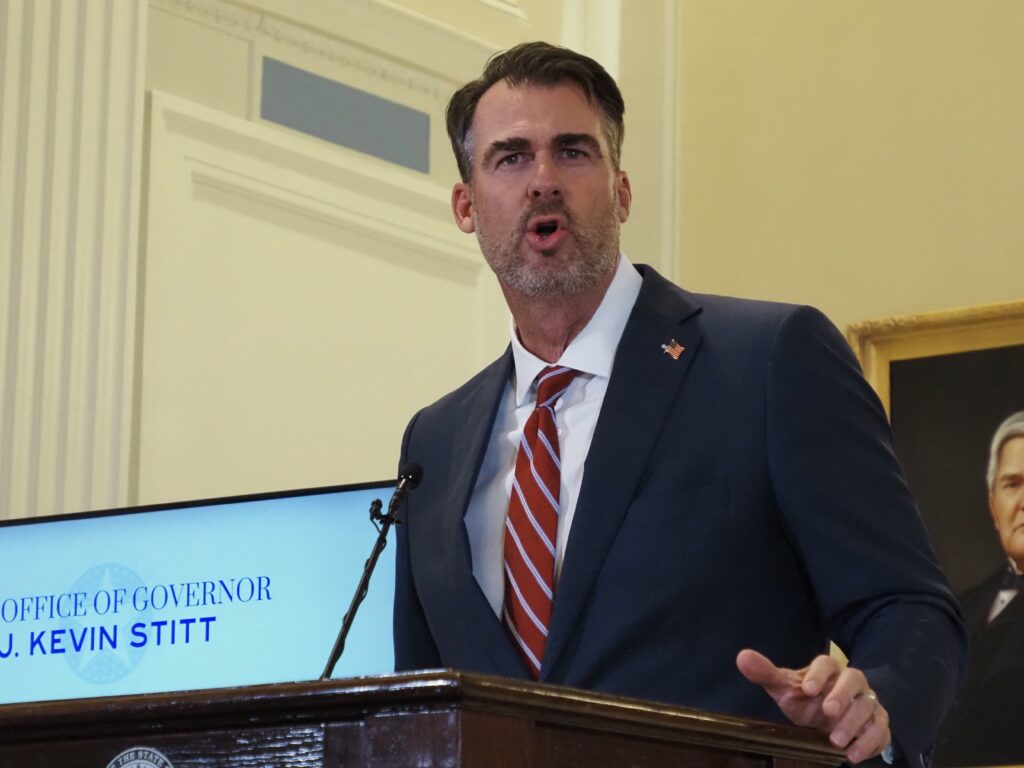 Oklahoma Governor Urges Ethics Commission to Prioritize Campaign Finance Transparency