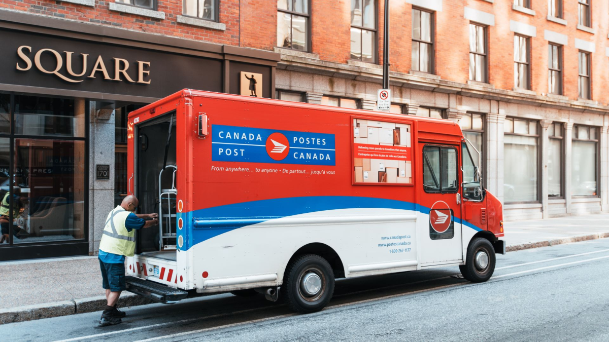 Canada Post and Union Reach Tentative Labor Agreement After Protracted Negotiations