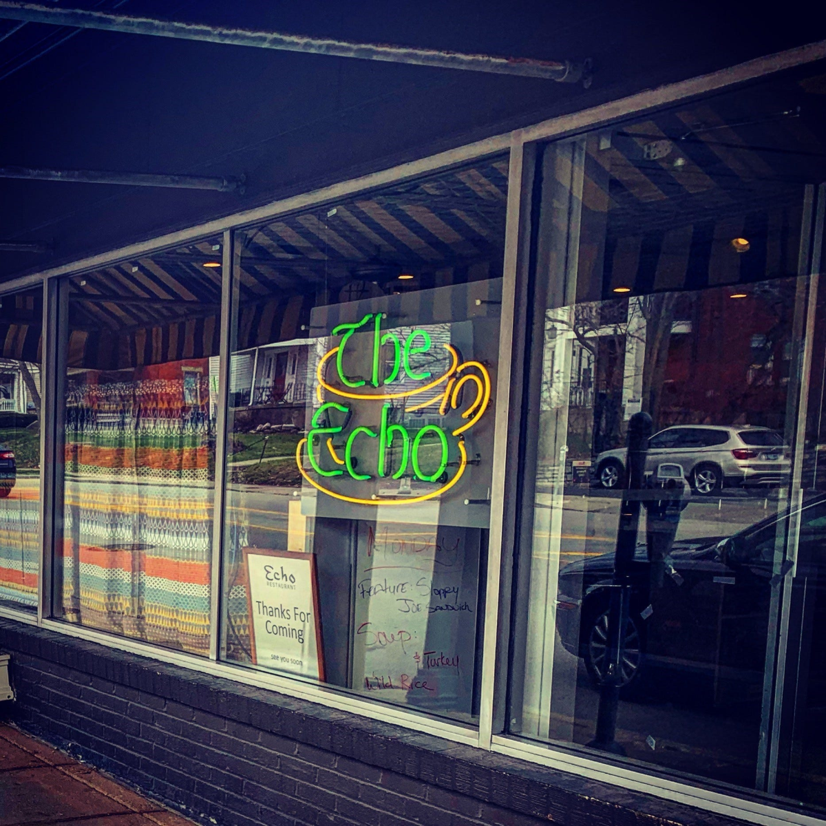 A Christmas Encounter at The Echo Diner