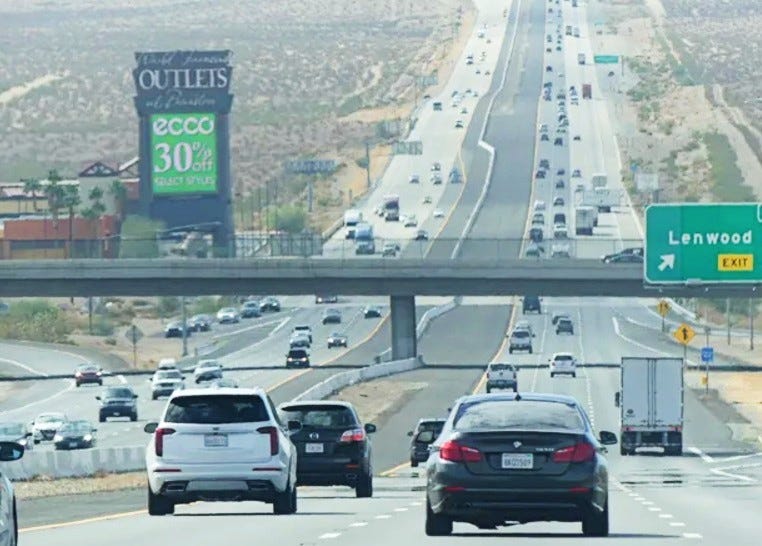 Southern California Gas Prices Drop as Holiday Travel Season Begins