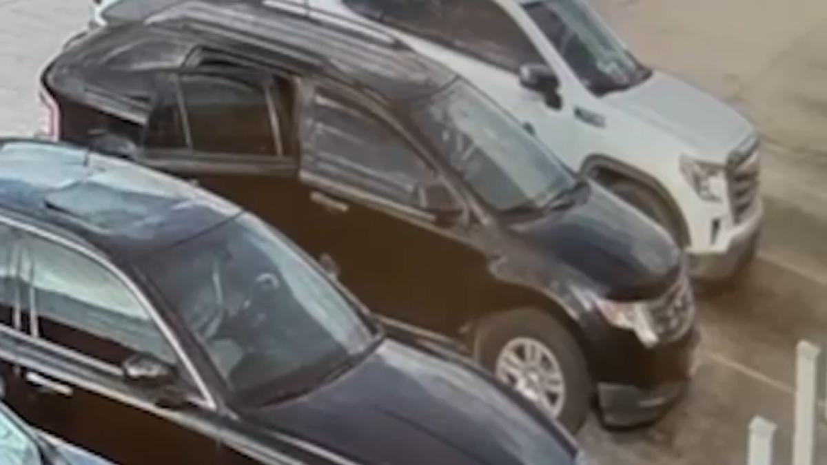 Texas Fugitive Escapes Hospital Custody, Carjacks Vehicle