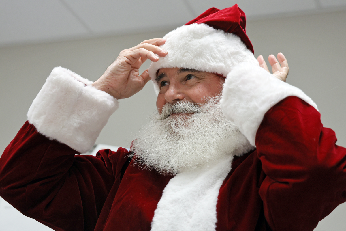 An Unlikely Santa's Heartwarming Holiday Experience