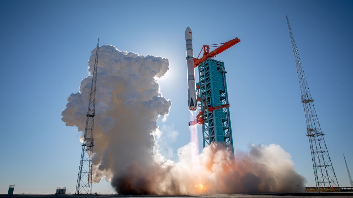 China's Space Program Achieves Record Year in 2025 with Major Milestones