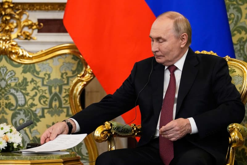 Putin Hosts Syrian Officials for Strategic Talks in Moscow