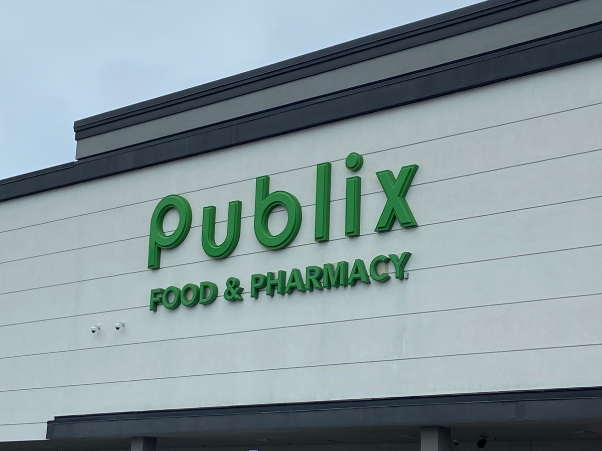 Holiday Shopping Hours for Major Retailers in Florida