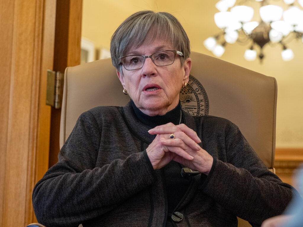 Kansas Governor Outlines 2026 Legislative Priorities Amid Federal Funding Challenges